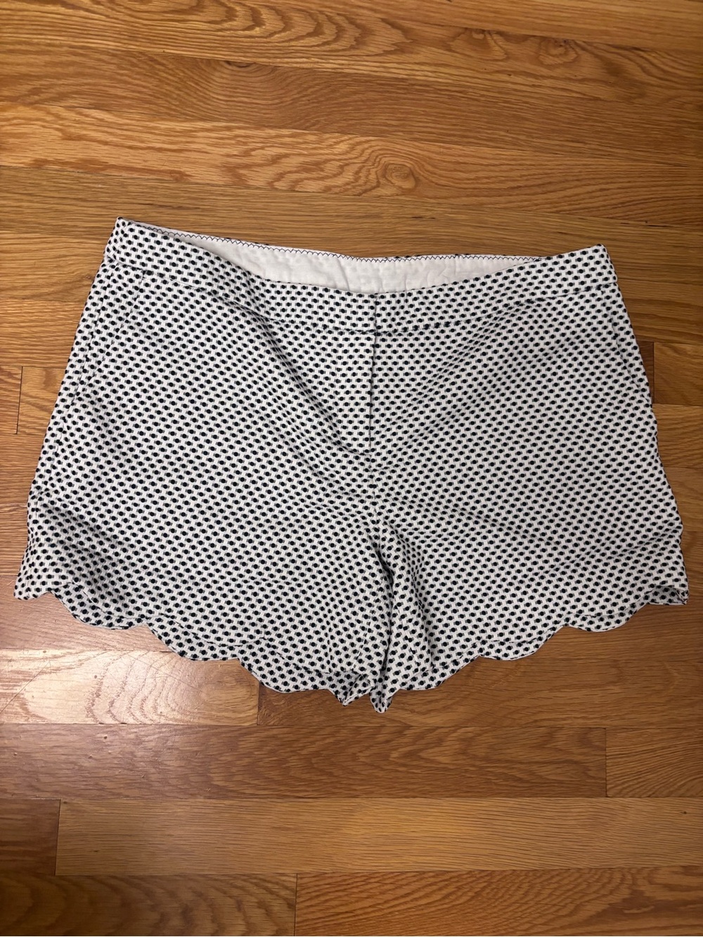 Polka Dot Scallop Hem Women’s Shorts - White with Black and gray dots